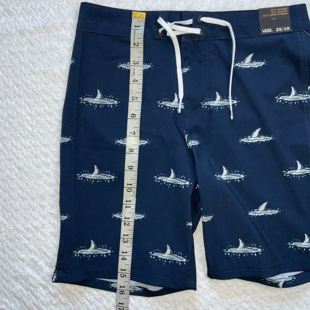 Vans Kids The Daily Shark Fin Board shorts